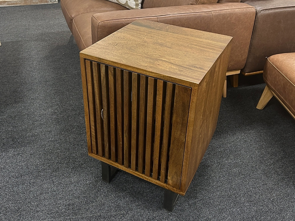 Linier Bedside Table