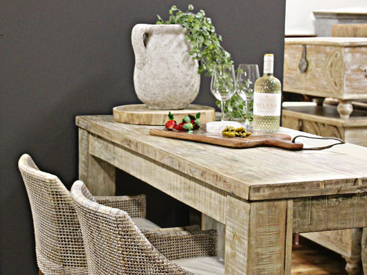 Salvar Bar Table